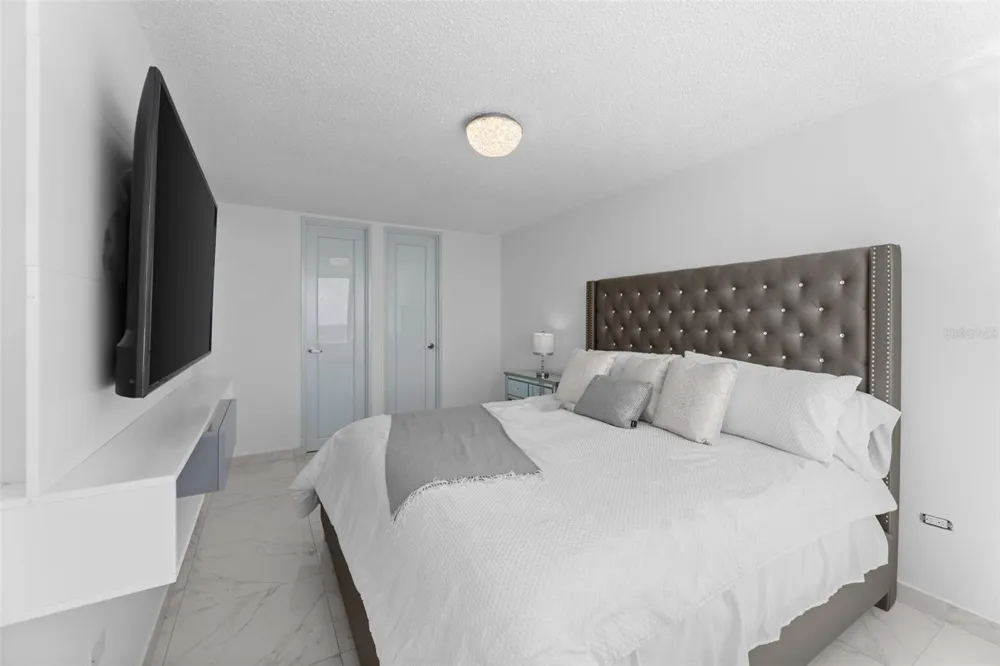 1035 ASHFORD AVENUE #804 San Juan, PR 00907