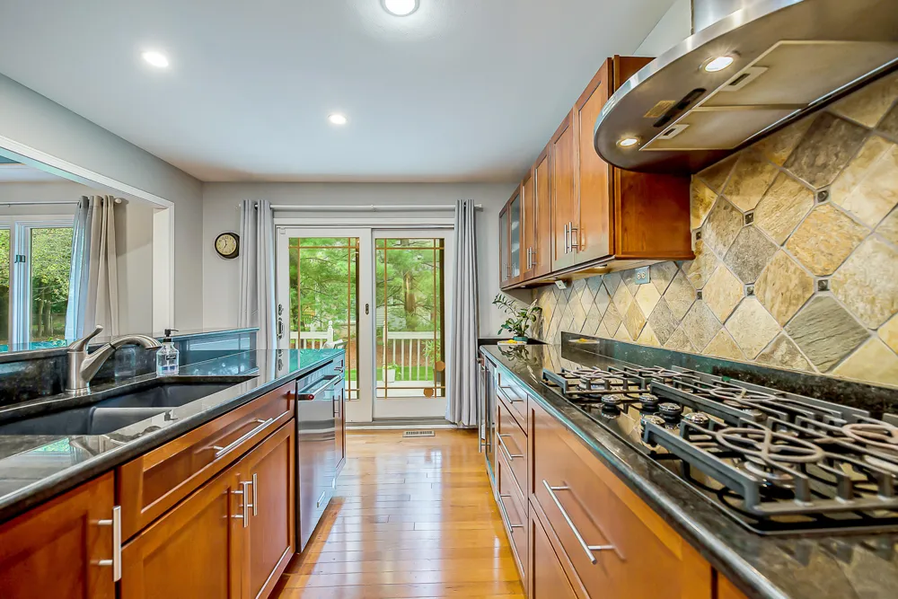 239 Saint Lawrence Boulevard Northville City, MI 48168