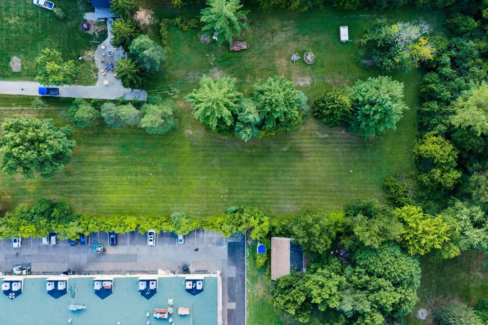 951 E Square Lake Troy City, MI 48085