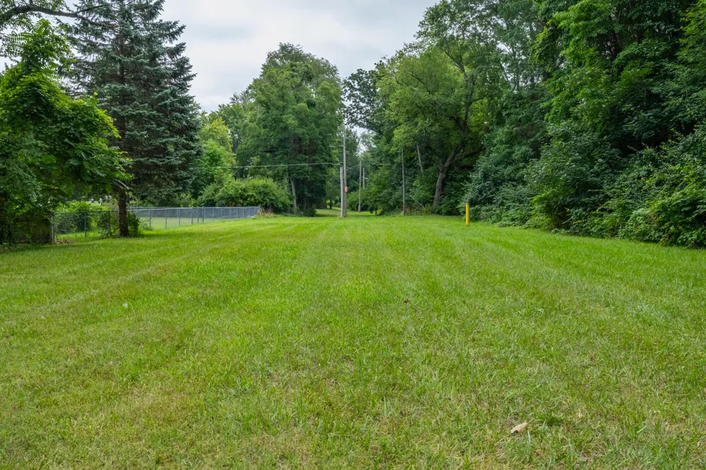 4617 Paw Paw Lake Road Coloma Charter Township, MI 49038