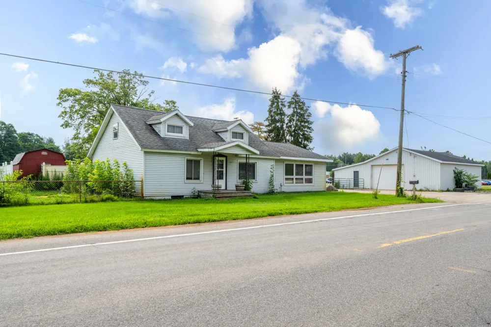 4617 Paw Paw Lake Road Coloma Charter Township, MI 49038