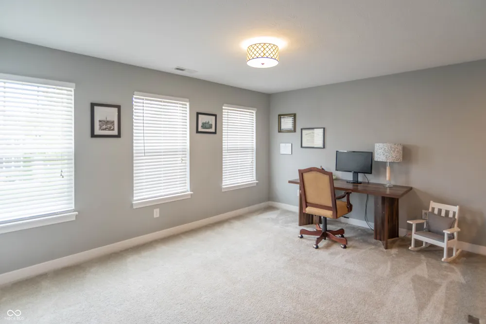 15583 Slip Anchor Lane Fishers, IN 46040