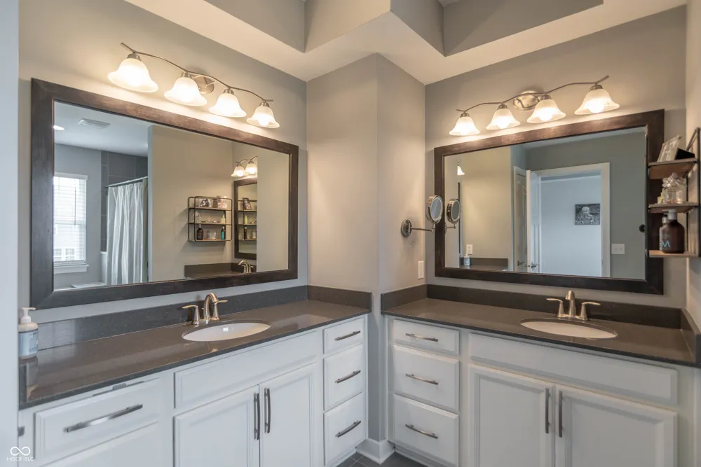 15583 Slip Anchor Lane Fishers, IN 46040