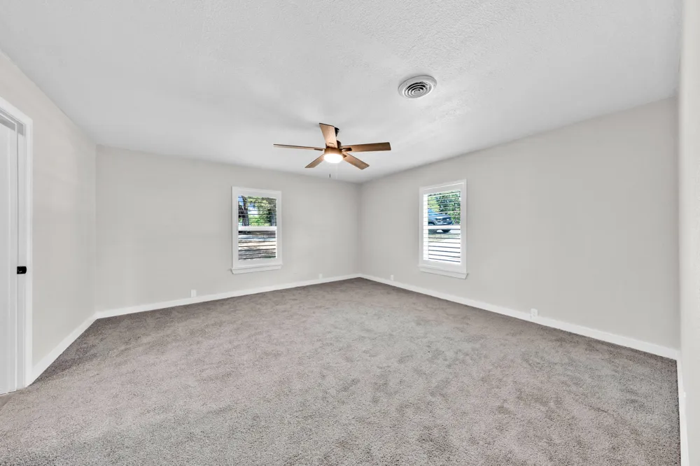 180 Shoreline Road East Tawakoni, TX 75472