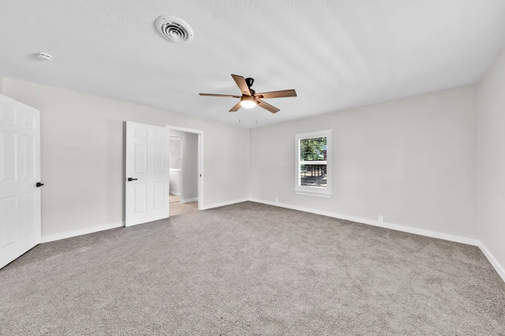 180 Shoreline Road East Tawakoni, TX 75472