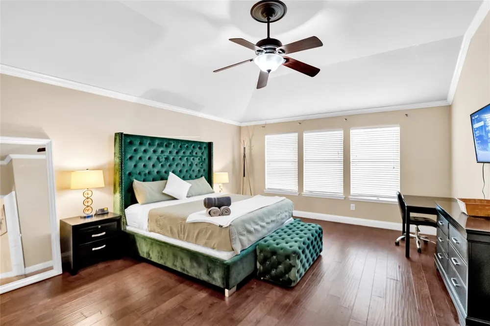 308 foxbury Drive Euless, TX 76040