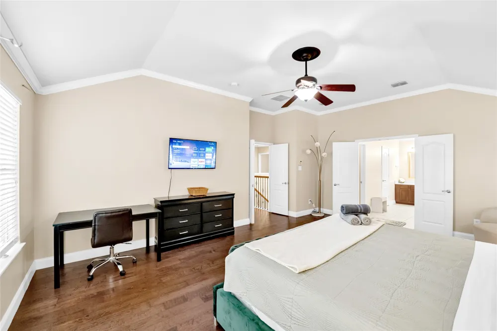 308 foxbury Drive Euless, TX 76040