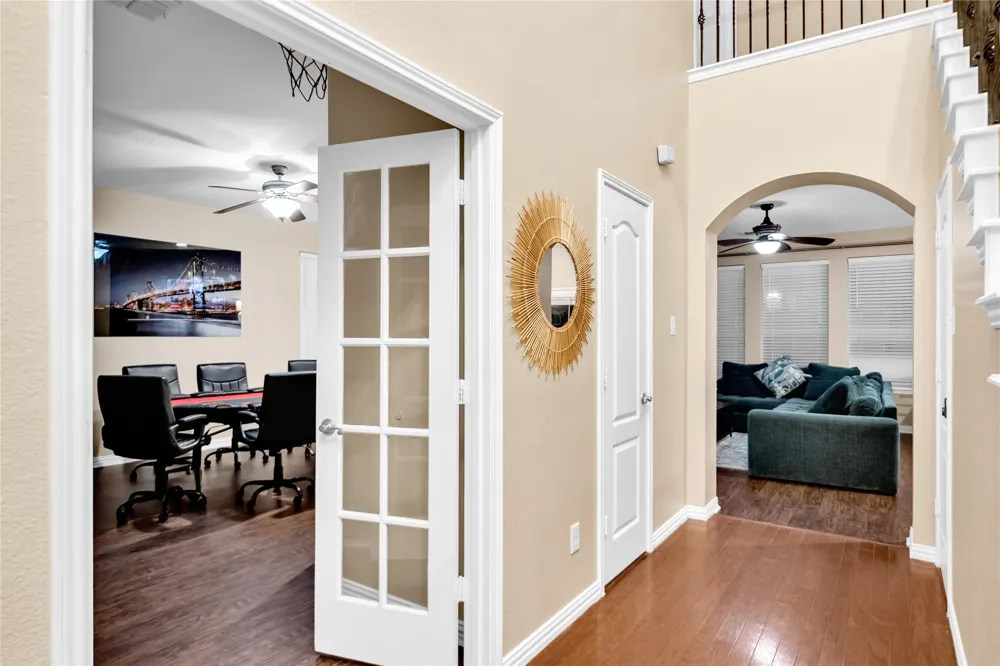 308 foxbury Drive Euless, TX 76040