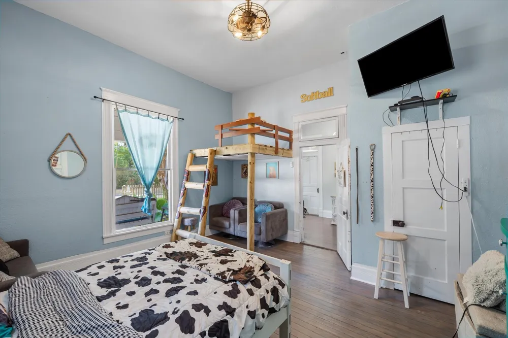 105 Johnson Street Terrell, TX 75160