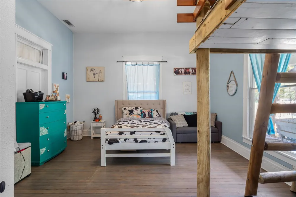 105 Johnson Street Terrell, TX 75160