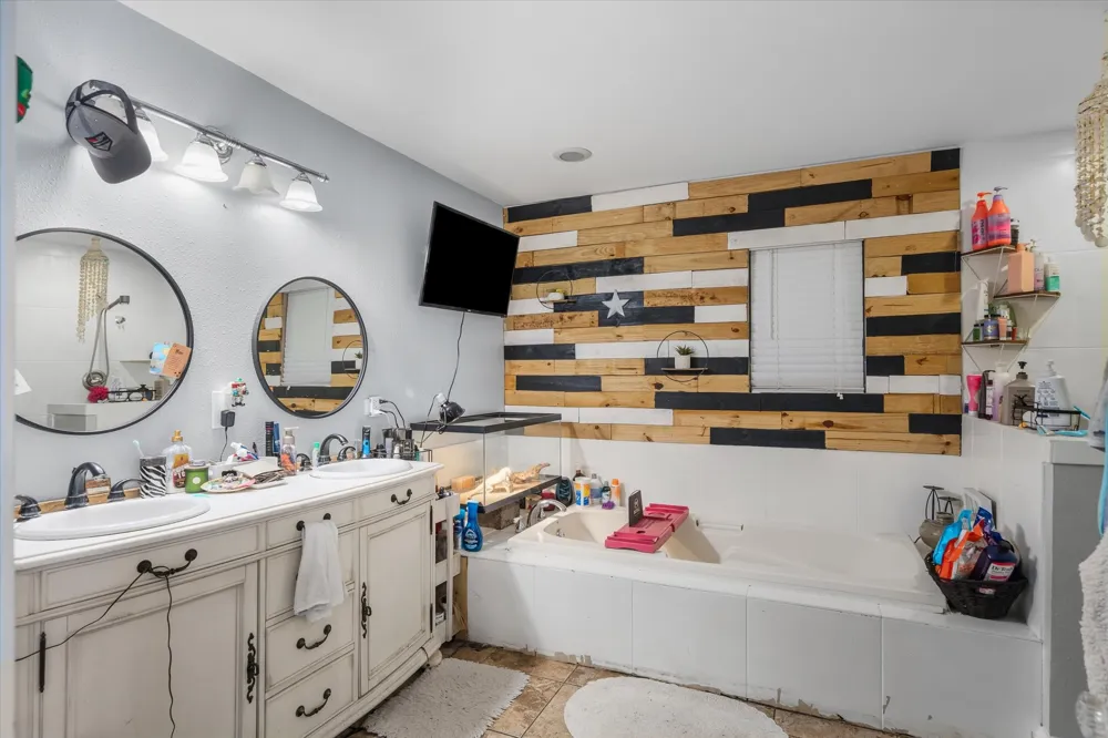 105 Johnson Street Terrell, TX 75160