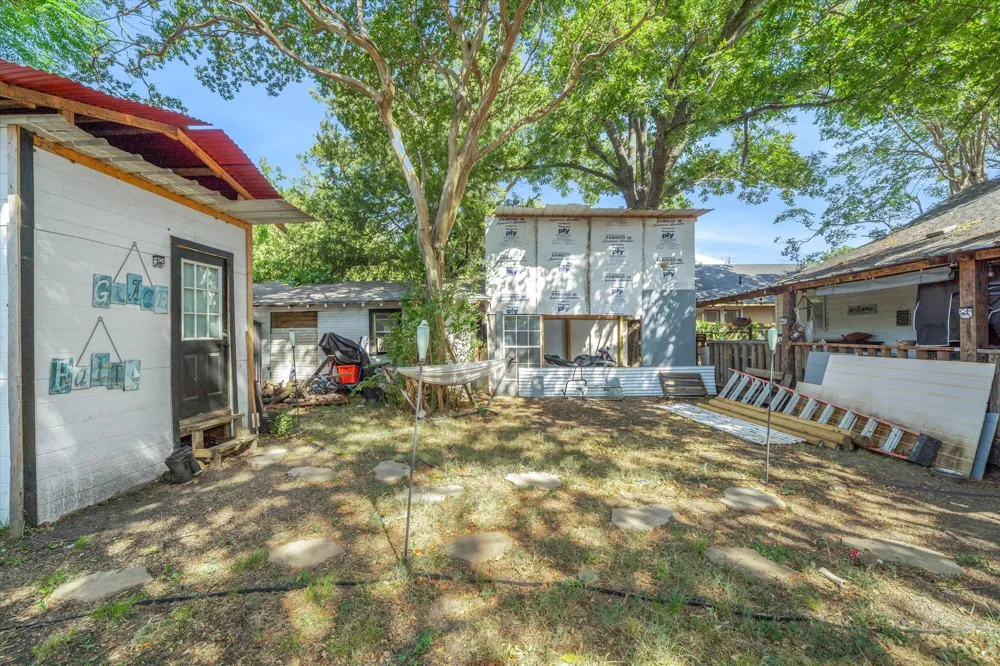 105 Johnson Street Terrell, TX 75160