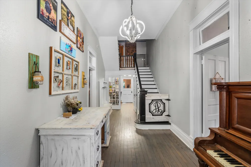 105 Johnson Street Terrell, TX 75160