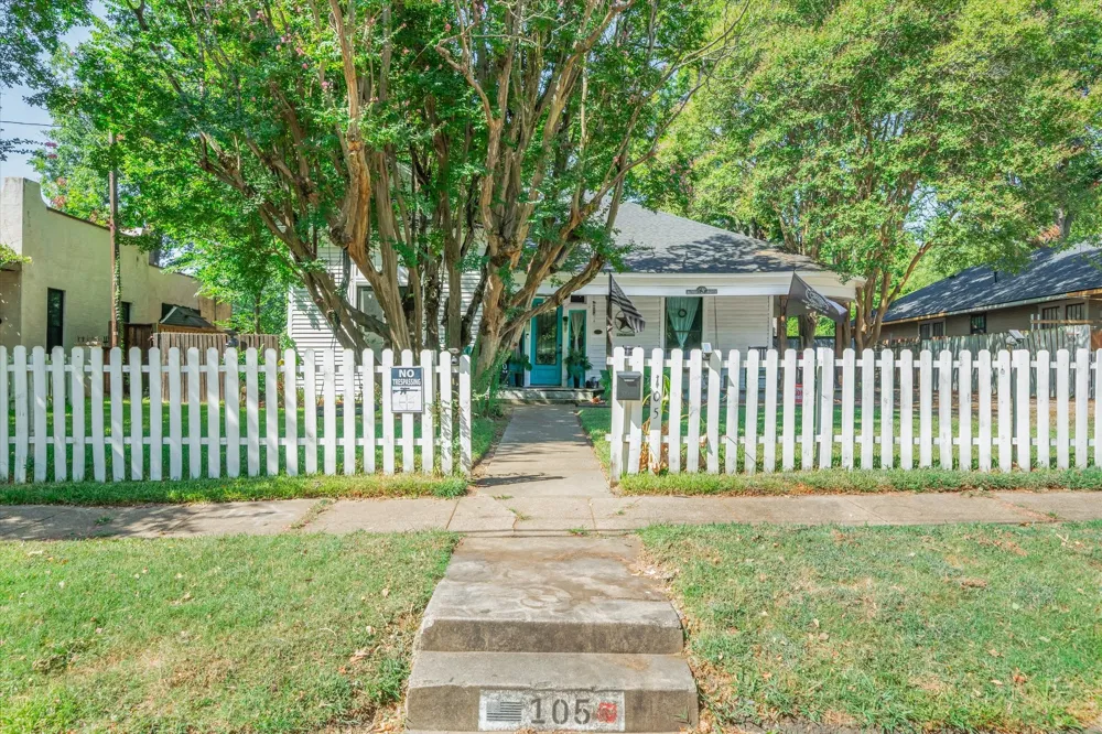 105 Johnson Street Terrell, TX 75160