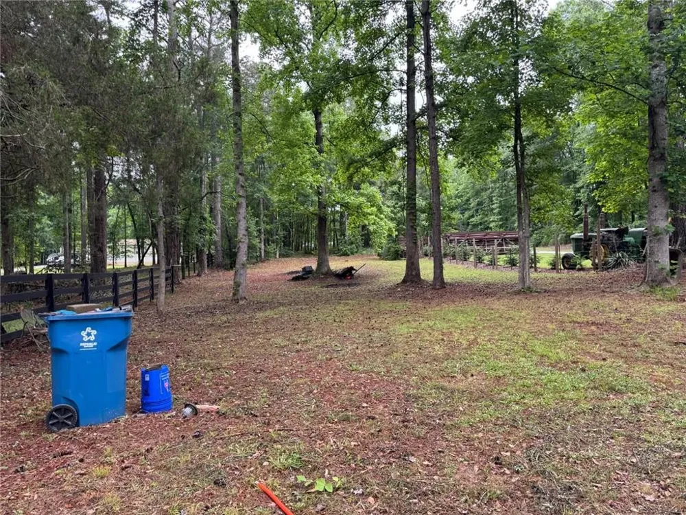 219 Lynn Road Bethlehem, GA 30620