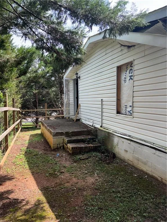 219 Lynn Road Bethlehem, GA 30620