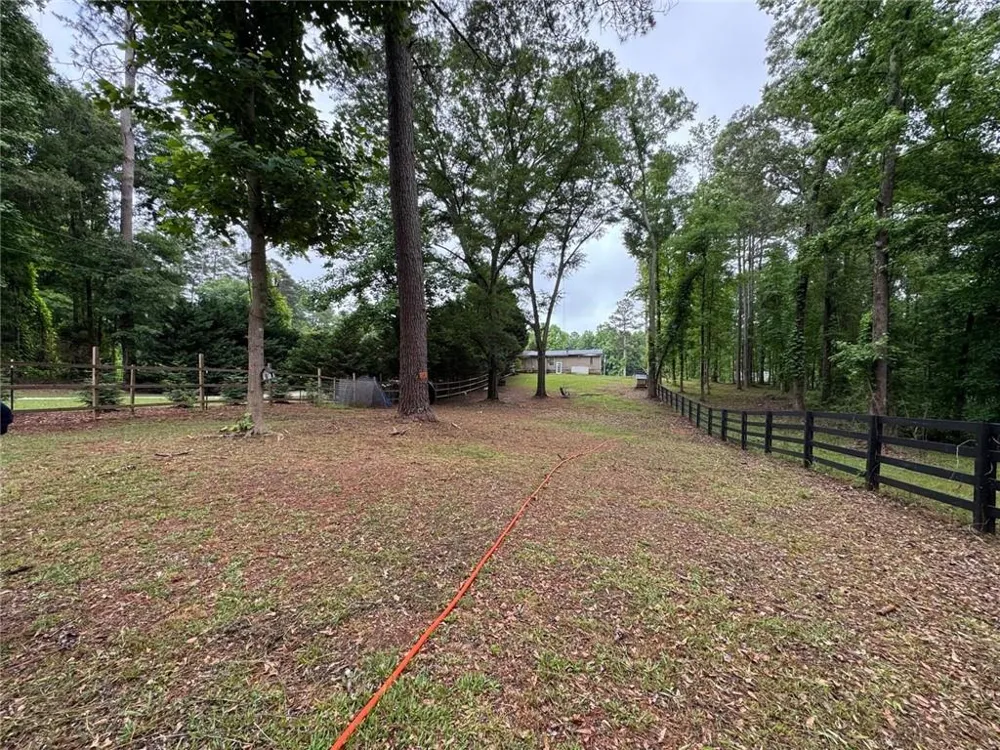 219 Lynn Road Bethlehem, GA 30620