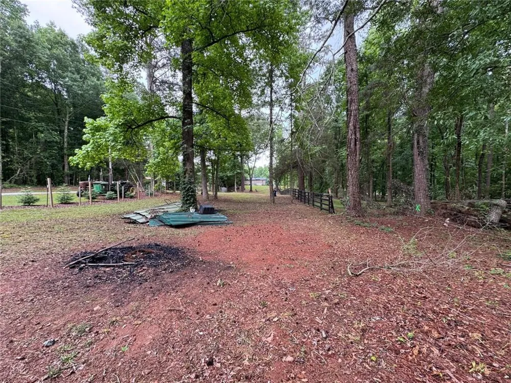 219 Lynn Road Bethlehem, GA 30620