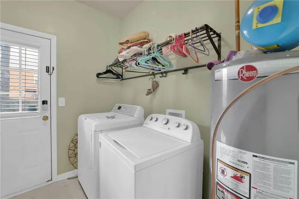 6300 Views Trace Peachtree Corners, GA 30092