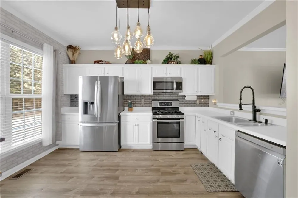 6300 Views Trace Peachtree Corners, GA 30092