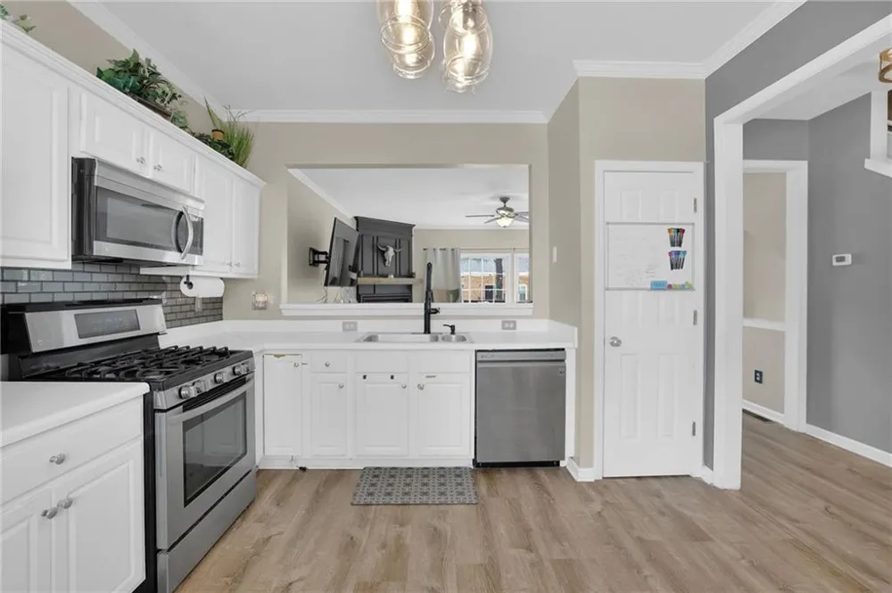 6300 Views Trace Peachtree Corners, GA 30092