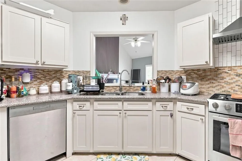 228 Meryton Circle Dallas, GA 30157