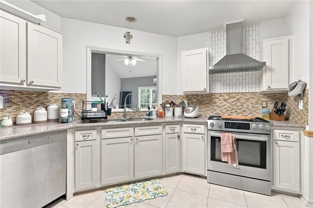 228 Meryton Circle Dallas, GA 30157