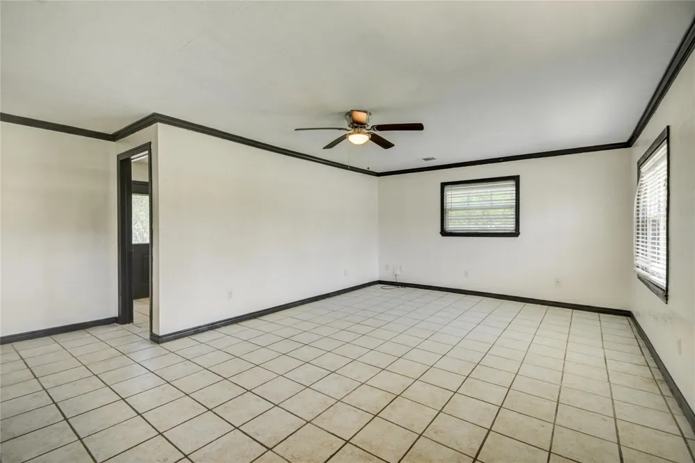 2708 County Road 686 Brazoria, TX 77422