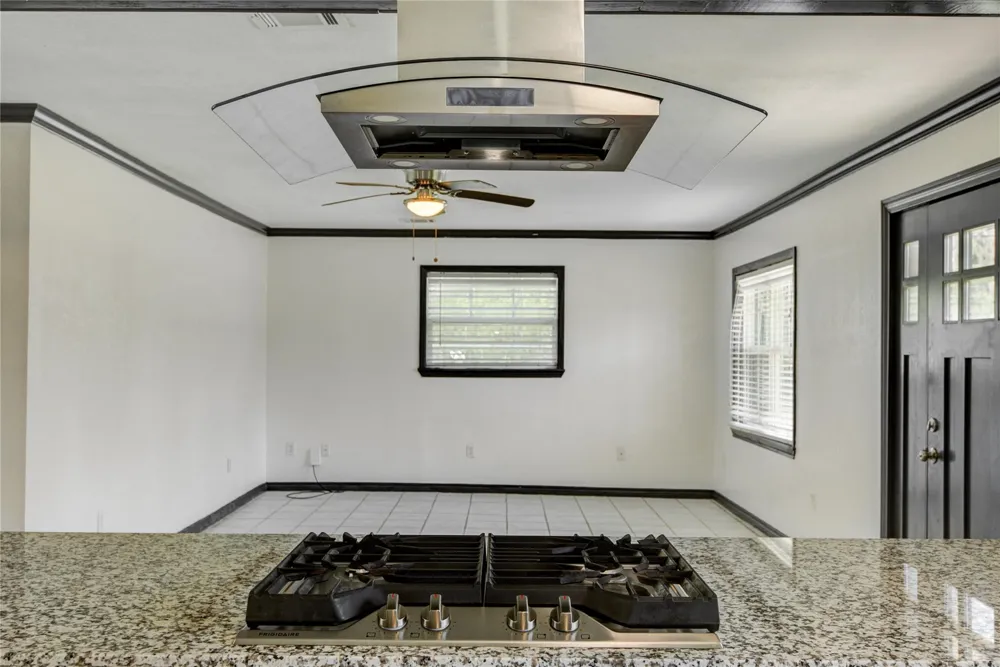 2708 County Road 686 Brazoria, TX 77422