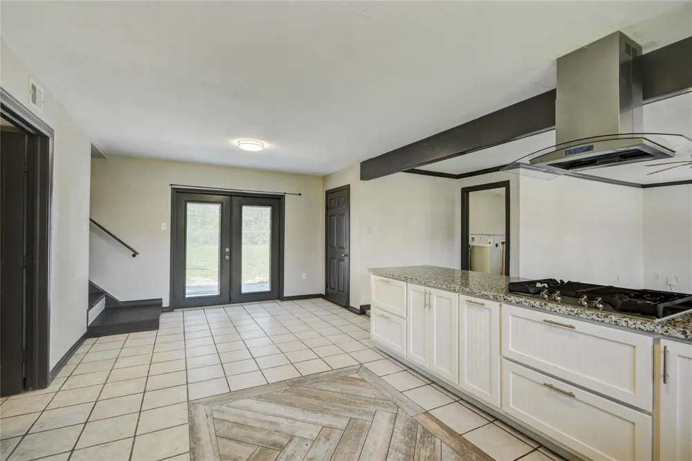 2708 County Road 686 Brazoria, TX 77422