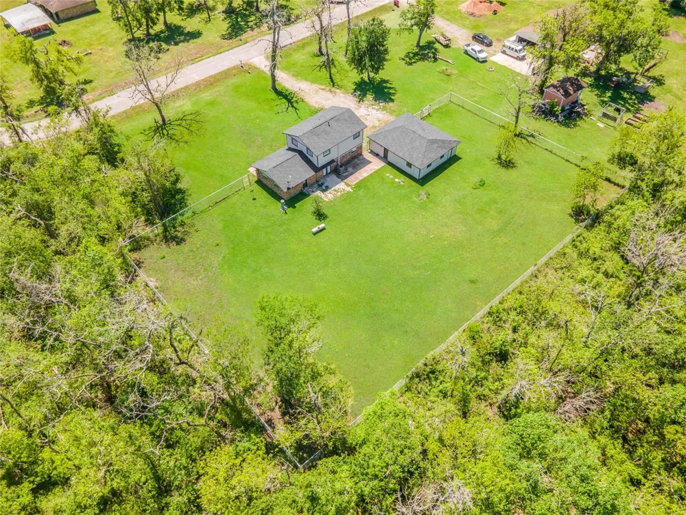 2708 County Road 686 Brazoria, TX 77422