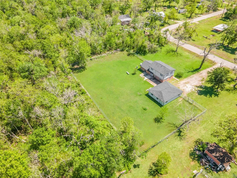 2708 County Road 686 Brazoria, TX 77422