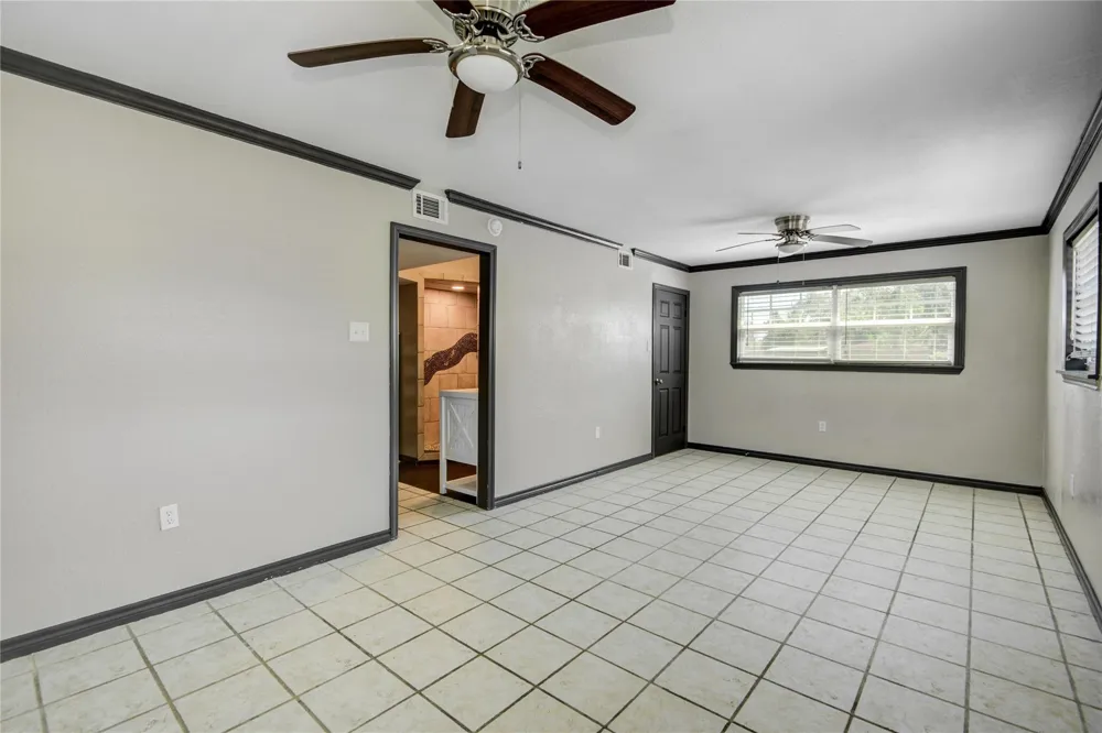 2708 County Road 686 Brazoria, TX 77422