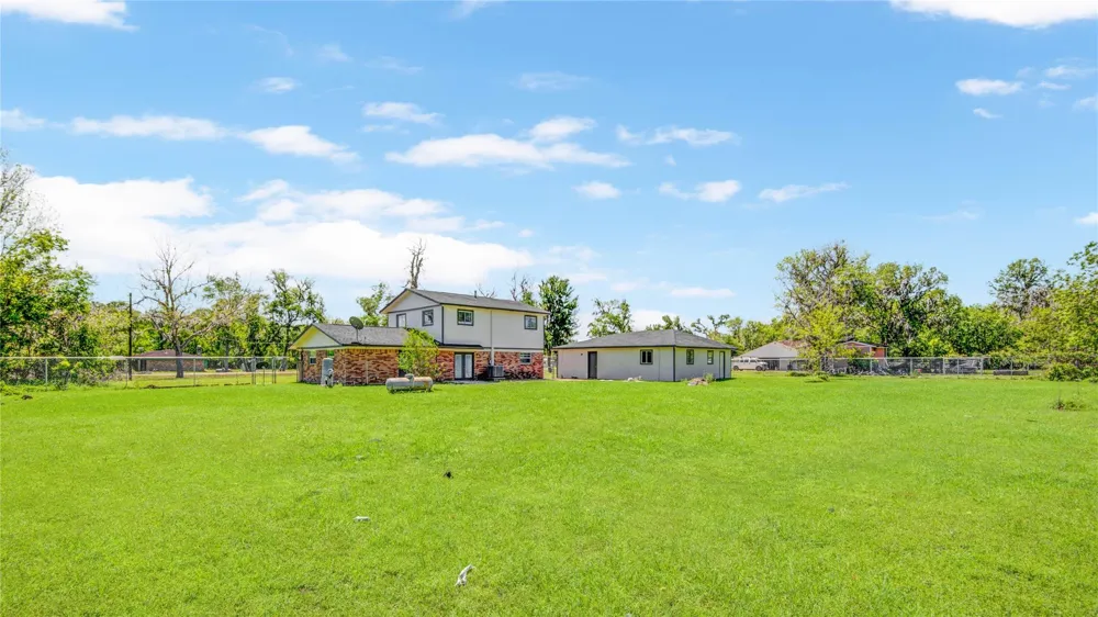 2708 County Road 686 Brazoria, TX 77422