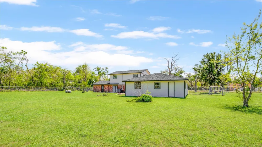 2708 County Road 686 Brazoria, TX 77422