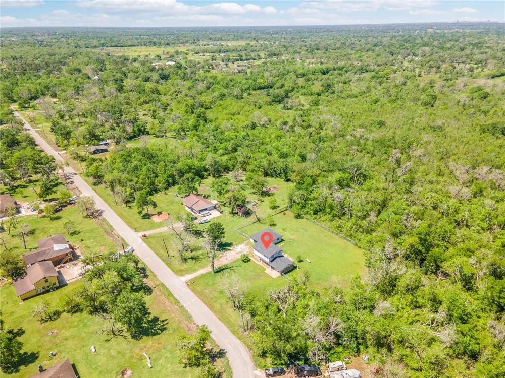 2708 County Road 686 Brazoria, TX 77422