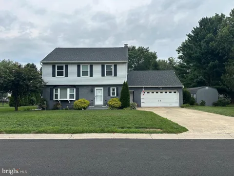 15 DREW COURT