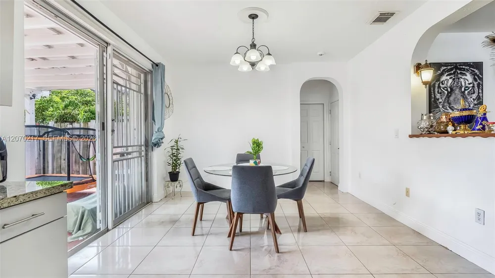 27255 SW 138th Ct Homestead, FL 33032