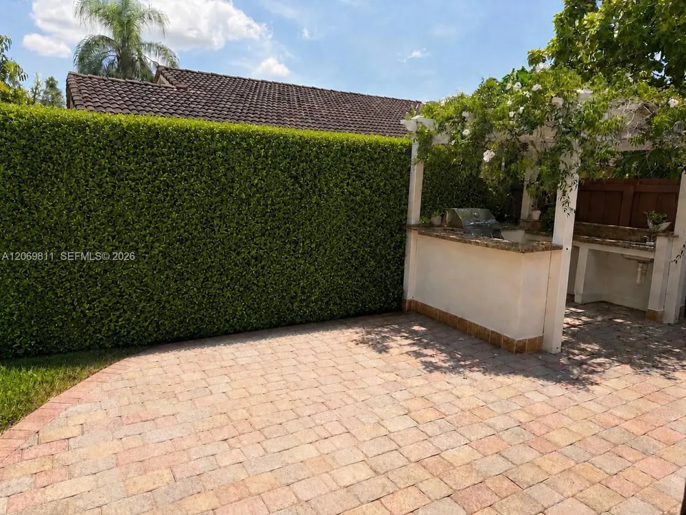 7457 SW 112th Pl Miami, FL 33173