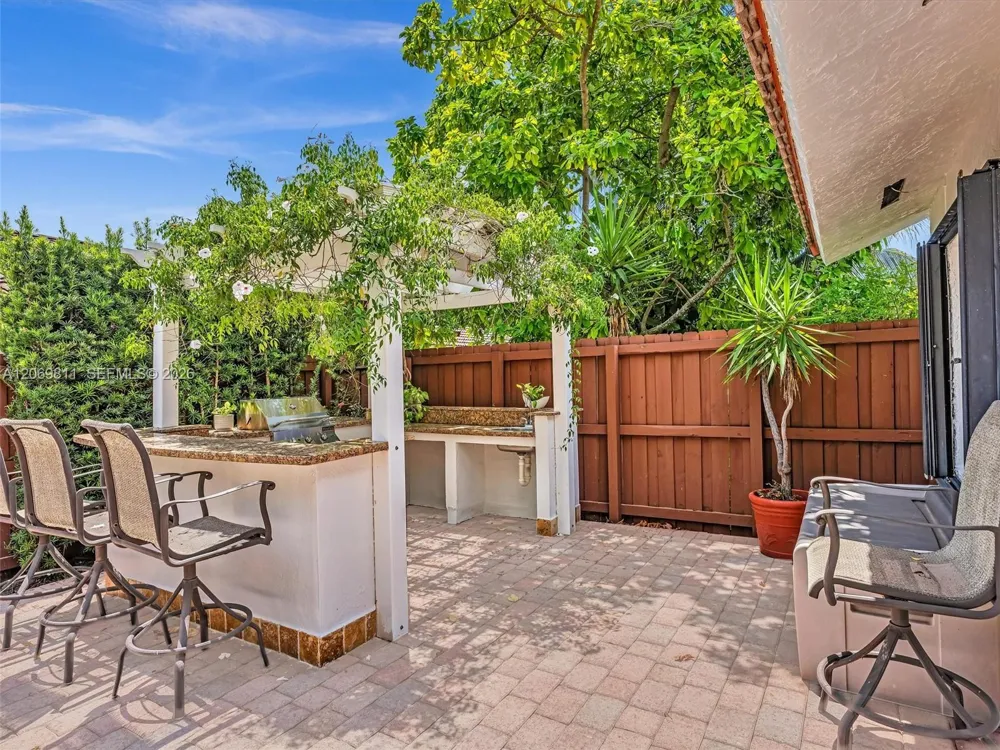 7457 SW 112th Pl Miami, FL 33173