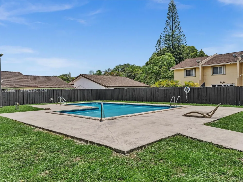 7457 SW 112th Pl Miami, FL 33173