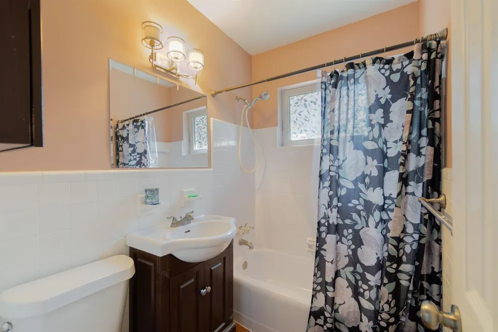 1446 W DREW STREET Lantana, FL 33462