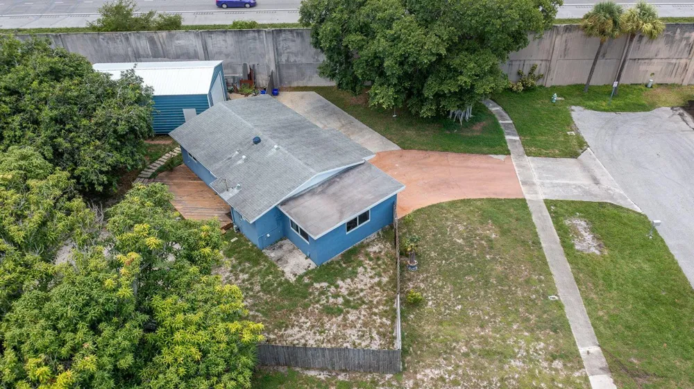 1446 W DREW STREET Lantana, FL 33462