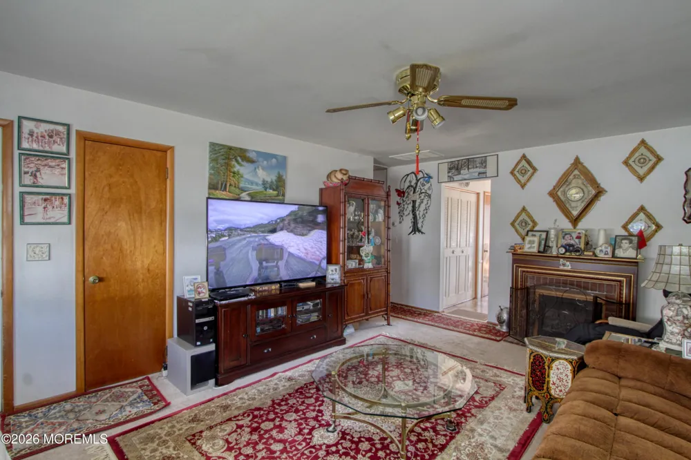 29 Green Drive Toms River, NJ 08755