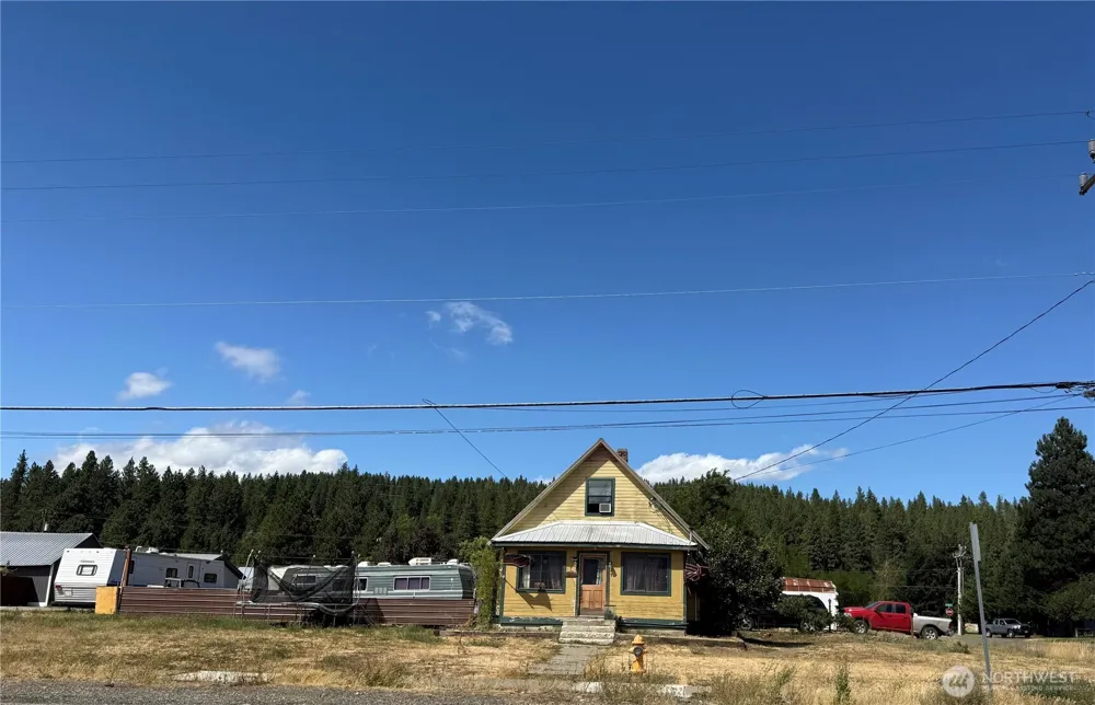 719 E 2nd Street Cle Elum, WA 98922