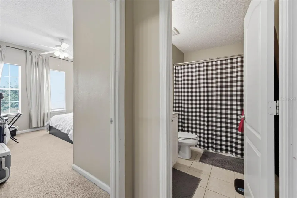 12307 LANTANA PARK LANE #112 Orlando, FL 32837