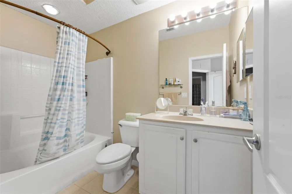 12307 LANTANA PARK LANE #112 Orlando, FL 32837