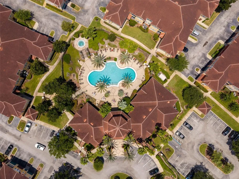 12307 LANTANA PARK LANE #112 Orlando, FL 32837