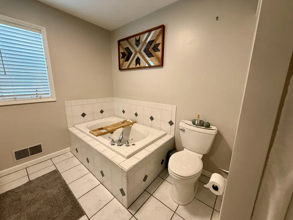 119 Kings Court Battle Creek, MI 49015