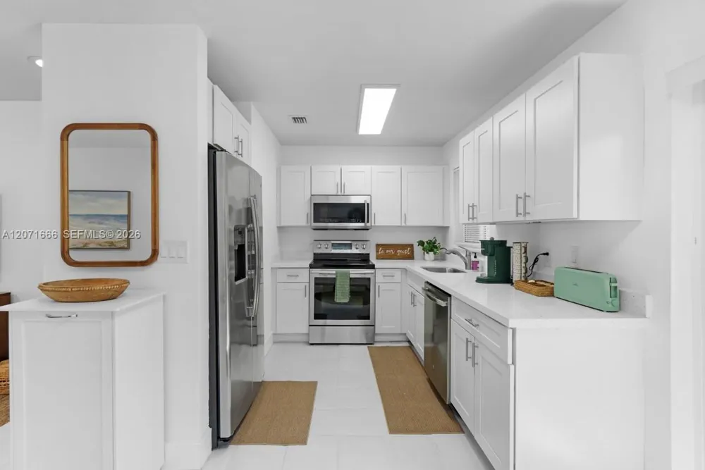 1428 NE 2ND AVE #1 Fort Lauderdale, FL 33304